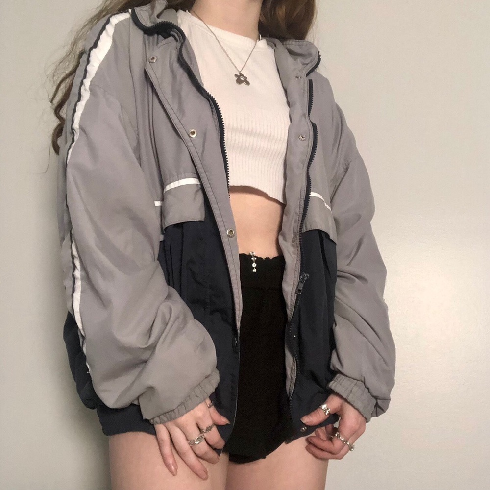 Vintage windbreaker jacket!